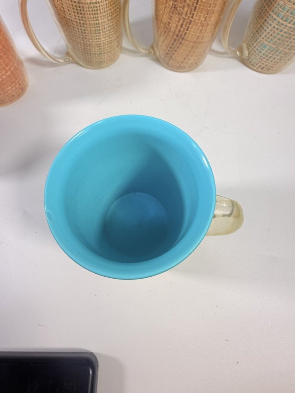 Coffee Mugs Raffiaware Thermal Insulated Melmac Burlap 4.5” Pastels MCM Set of 9 - Picture 10 of 16